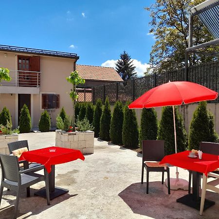 Hotel Tilia à Cetinje Extérieur photo