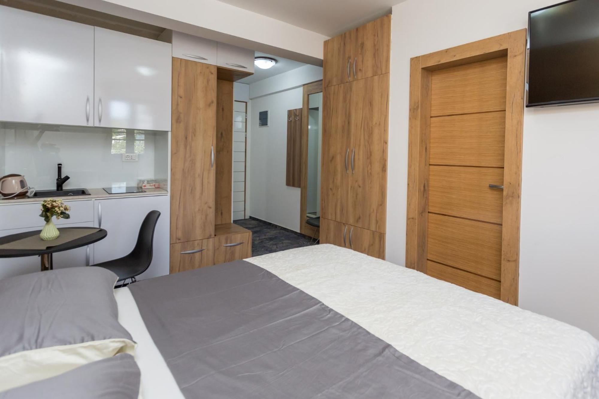 Hotel Tilia à Cetinje Extérieur photo