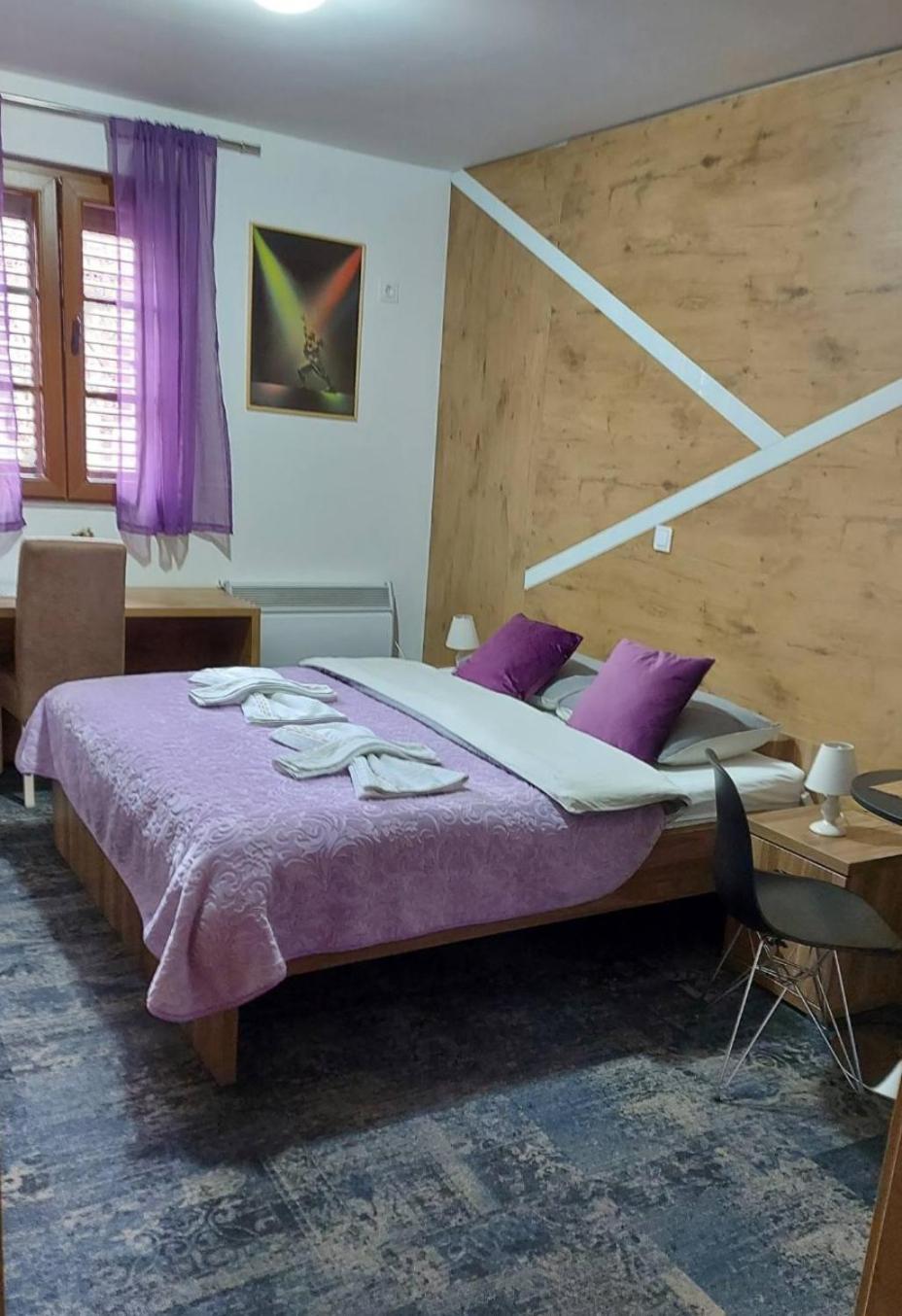 Hotel Tilia à Cetinje Extérieur photo