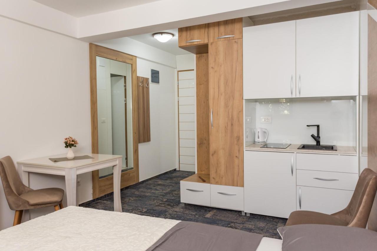 Hotel Tilia à Cetinje Extérieur photo