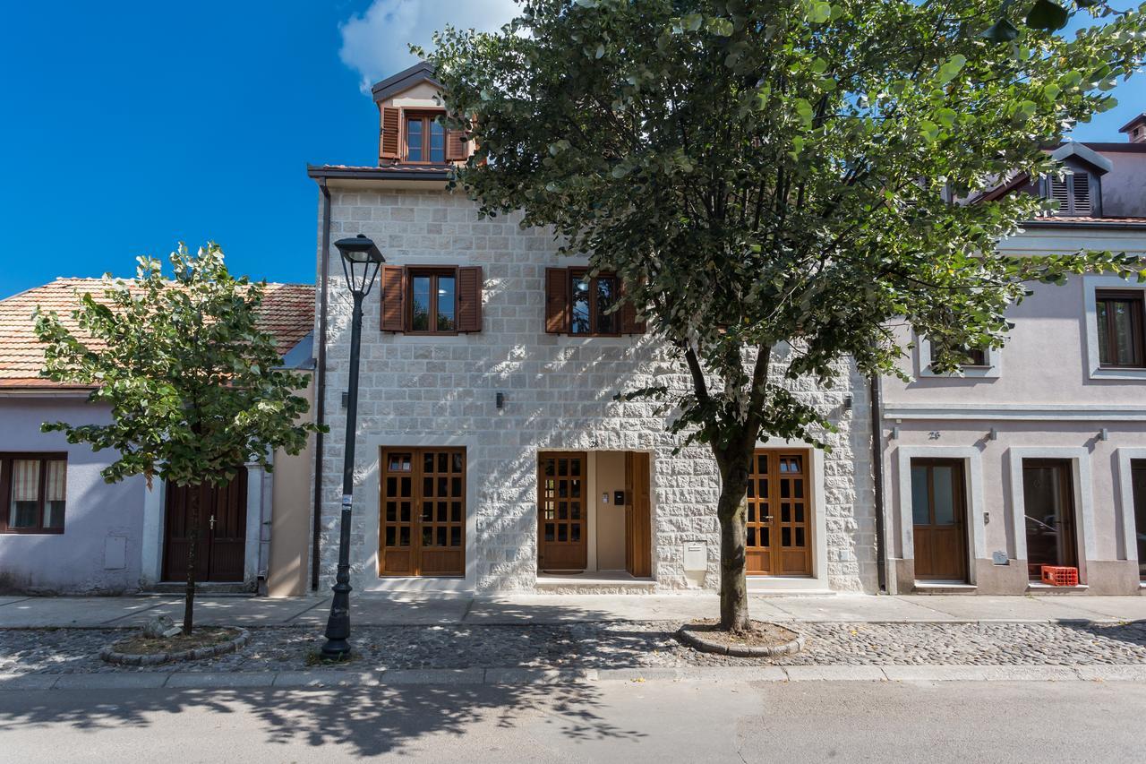 Hotel Tilia à Cetinje Extérieur photo